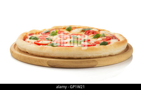 Pizza Margarita isoliert auf weißem Hintergrund Stockfoto