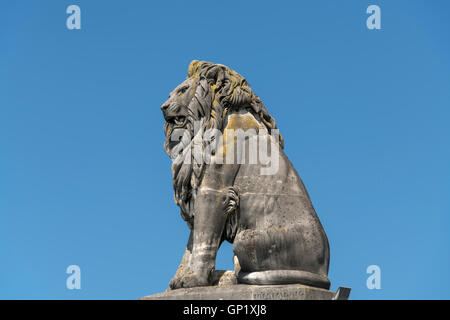 Bayerischer Löwe Skulptur an der Hafeneinfahrt in Lindau, Bayern, Deutschland Stockfoto