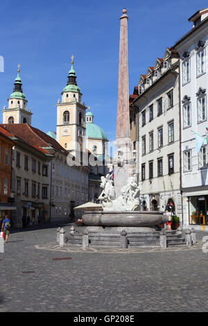 Die Robba Brunnen in Ljubljana. Stockfoto