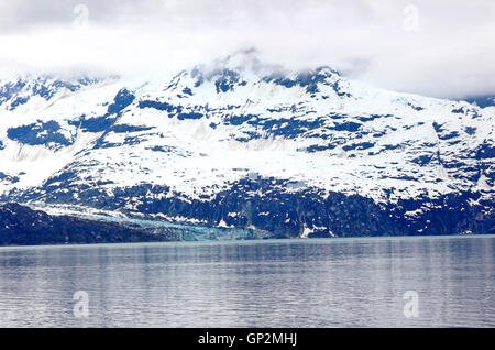 Dawes Gletscher Nebel Wolken Endicott Arm Inside Passage Southeast Alaska USA Stockfoto