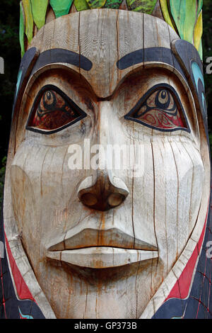 Tlingit indische Totempfahl Detail Sitka National Totem Park Sitka Alaska Inside Passage Southeast Alaska USA Stockfoto