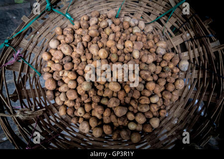 Gemüsemarkt (DevrajaMarket) in Mysore, Karnataka, Indien Stockfoto