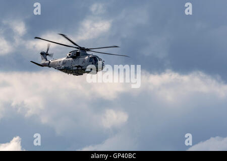 Royal Navy EH Industries (AgustaWestland) EH-101 Merlin mittlere Aufzug Militärhubschrauber Stockfoto