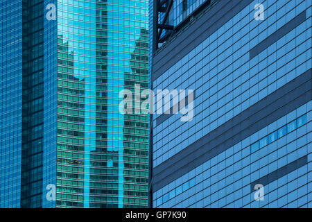 Glas verkleidete Gebäude, Tokyo, japan Stockfoto