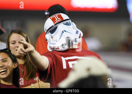 Philadelphia, Pennsylvania, USA. 2. Sep, 2016. Tempel-Fan während des Spiels gegen die Armee am Lincoln Financial Field in Philadelphia © Ricky Fitchett/ZUMA Draht/Alamy Live News Stockfoto