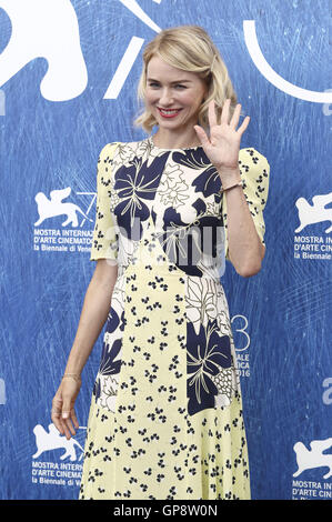 Venedig, Italien. 02. Sep, 2016. Naomi Watts bei der "The Bleeder" Photocall auf der 73. Venice International Film Festival am 2. September 2016 | Verwendung Weltweit/Picture Alliance Credit: Dpa/Alamy Live-Nachrichten Stockfoto