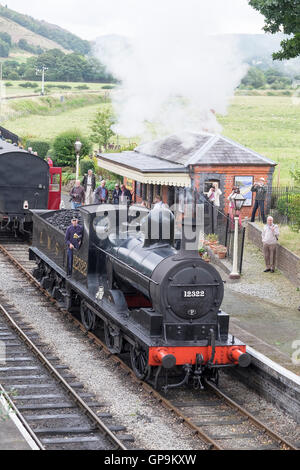 Dampfzug auf der Llagollen-Bahn, Gala-Wochenende. Stockfoto