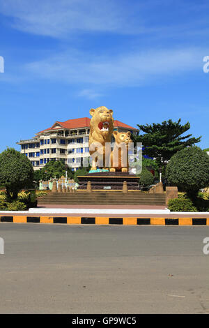 Statue des Löwen in der Stadt von Sihanouk Ville, Kambodscha. Stockfoto