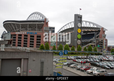 12. September 2010; Seattle, WA, USA;  Gesamtansicht von Qwest Field vor dem Spiel zwischen den Seattle Seahawks und die San Francisco 49ers. Stockfoto