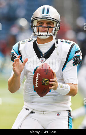 Dezember 5, 2010; Seattle, WA, USA; Carolina Panthers quarterback Jimmy Clausen (2) nach dem Aufwärmen vor dem Spiel gegen die Seattle Seahawks am Qwest Feld. Stockfoto