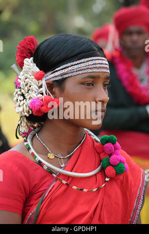 Muria adivasi Stamm Tribal Frau Tanz Tänzerin, Jagdalpur, Bastar, Chhattisgarh, Indien, Asien Stockfoto