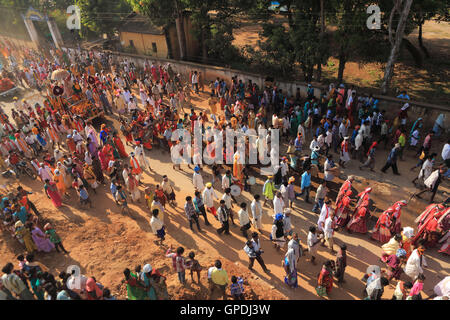 König führt dussehra Festival Prozession, Jagdalpur, Bastar, Chhattisgarh, Indien, Asien Stockfoto