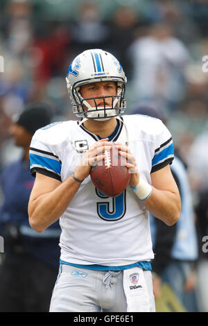 Dez 18, 2011; Oakland, Ca, USA; Detroit Lions Quarterback Matthew Stafford (9) nach dem Aufwärmen vor dem Spiel gegen die Oakland Raiders, bei o.co Kolosseum. Detroit Oakland 28-27 besiegt. Stockfoto