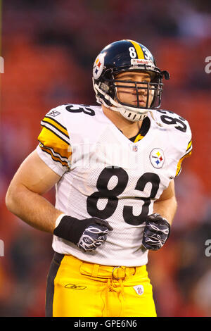 19. Dezember 2011; San Francisco, CA, USA; Pittsburgh Steelers-Tight-End Heath Miller (83) erwärmt sich vor dem Spiel gegen die San Francisco 49ers im Candlestick Park. San Francisco besiegten Pittsburgh 20-3. Stockfoto