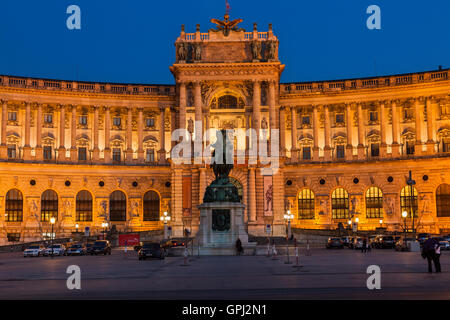 Vorderansicht, die Neue Burg (neue Burg) der Hofburg in Wien, Österreich Stockfoto