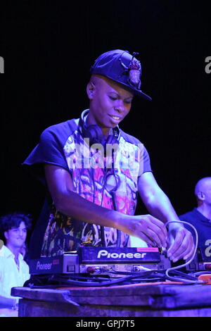 Bacoli, Italien. 04. September 2016. Haut-Stimme der Londoner Band Skunk Anansie, dj Version während Skyy Beach Bacoli Festival in Italien. © Salvatore Esposito/Pacific Press/Alamy Live-Nachrichten Stockfoto