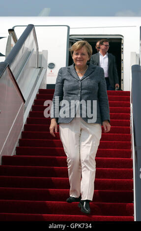 Hangzhou. 4. September 2016. Bundeskanzlerin Angela Merkel trifft in Chinas östlichen Stadt Hangzhou, die 11. Gruppe der 20 (G20)-Gipfel, 4. September 2016 zu besuchen. Bildnachweis: Cai Yang/Xinhua/Alamy Live-Nachrichten Stockfoto