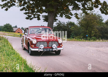 Nowy Sącz, Polen, 3. September 2016. Konkurrenten auf den Strecken der 3. Etappe der 5. Rallye Polen historischen / 5. Rajd Polski Historyczny Credit: Łukasz Popardowski/Alamy Live-Nachrichten Stockfoto