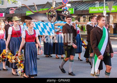 Rosenheim, Deutschland, 04.09.2016: Erntedankfest Parade in Rosenheim Stockfoto