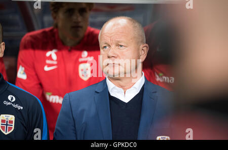 Norwegen, Oslo, 4. September 2016. Norwegische Manager pro-Mathias Høgmo (pro-Mathias Høgmo) während der Welt-Cup-Qualifikationsspiel zwischen Norwegen und Deutschland im Ullevaal-Stadion. Bildnachweis: Jan-Erik Eriksen/Alamy Live-Nachrichten Stockfoto