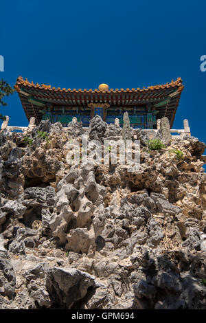 Sammeln von Eleganz Hill in der verbotenen Stadt in Peking, China Stockfoto