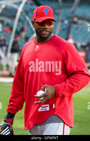 April 27, 2010, San Francisco, Ca, USA; philadelphia phillies erste Basisspieler Ryan Howard (6) vor dem Spiel gegen die San Francisco Giants bei AT&T Park. san francisco Philadelphia 6-2 besiegte. Stockfoto