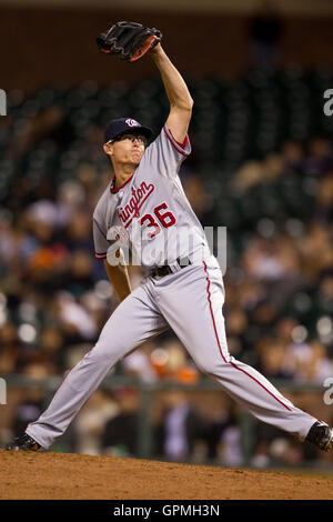 26. Mai 2010; San Francisco, CA, USA;  Washington Nationals Entlastung Krug Tyler Clippard (36) während der achten Inning gegen die San Francisco Giants im AT&T Park. Stockfoto