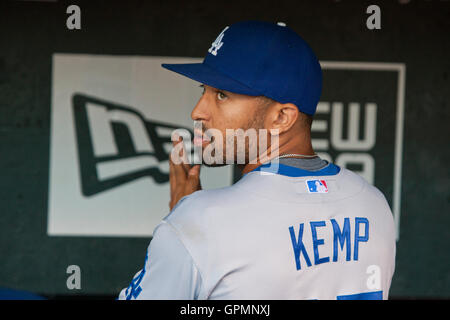 September 2010; San Francisco, CA, USA; los Angeles Dodgers Center Fielder Matt Kemp (27) im Dugout vor dem Spiel gegen die San Francisco Giants im AT&T Park. Los Angeles besiegte San Francisco mit 1:0. Stockfoto