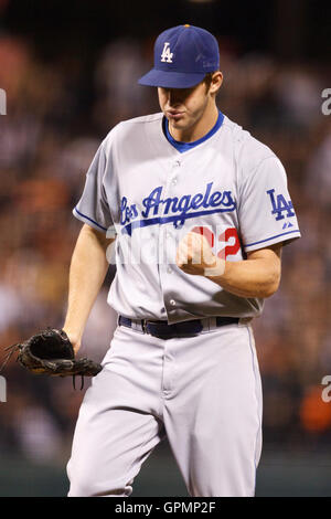 September 14, 2010, San Francisco, Ca, USA; Los Angeles Dodgers Krug Clayton Kershaw (22) feiert nach dem Spiel gegen die San Francisco Giants bei AT&T Park. Los Angeles San Francisco 1-0 besiegt. Stockfoto