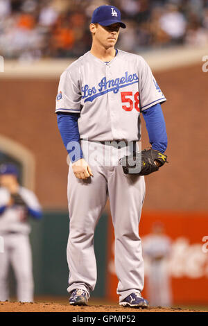 15. September 2010; San Francisco, CA, USA;  Los Angeles Dodgers ab Krug Tschad Billingsley (58) während der ersten Inning gegen die San Francisco Giants im AT&T Park.  San Francisco besiegte Los Angeles 2-1. Stockfoto