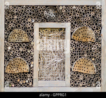 Dekorative Haus für Bienen. Stockfoto