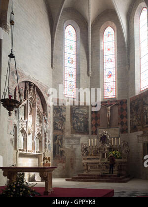 Église Saint-Didier Interieur Stockfoto