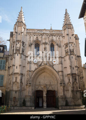 Église Saint-Pierre-Fassade Stockfoto