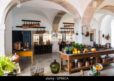 Die Hauptküche in Pena-Palast, einem romantischen Schloss in Sintra, in der Nähe von Lissabon, Portugal Stockfoto