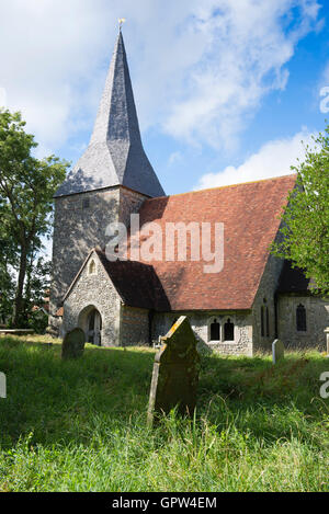 Die Kirche von St. Michael und alle Engel in das Dorf von Berwick, East Sussex, England, UK Stockfoto