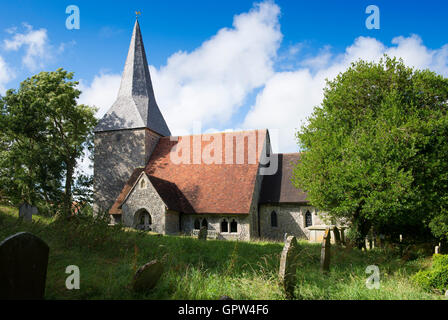 Die Kirche von St. Michael und alle Engel in das Dorf von Berwick, East Sussex, England, UK Stockfoto