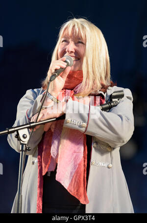 Steeleye Span erklingt in Fairports Cropredy Convention, Banbury, England, UK. 12. August 2016 Stockfoto