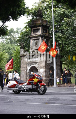 HANOI, VIETNAM - 2. SEPTEMBER: VTV International Cycling Turniers Â?? Tonne Hoa Sen Weltmeisterschaft 2016 auf 2. September 2016 in Hanoi, V Stockfoto