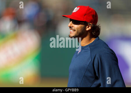 Juni 7, 2011; San Francisco, Ca, USA; Washington Angehörigen linker Feldspieler Michael Morse (38) erwärmt sich während der schlagenden Praxis vor dem Spiel gegen die San Francisco Giants bei AT&T Park. Washington san francisco 2-1 besiegt. Stockfoto