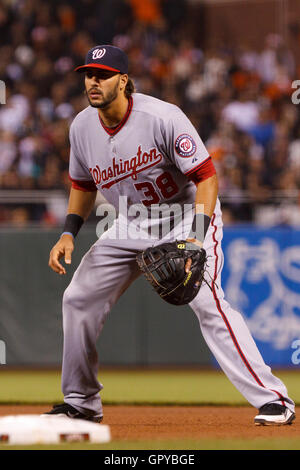 Juni 7, 2011; San Francisco, Ca, USA; Washington Angehörigen linker Feldspieler Michael Morse (38) hinter dem ersten Basis gegen die San Francisco Giants im siebten Inning steht bei AT&T Park. Washington besiegt San Francisco 2-1. Stockfoto