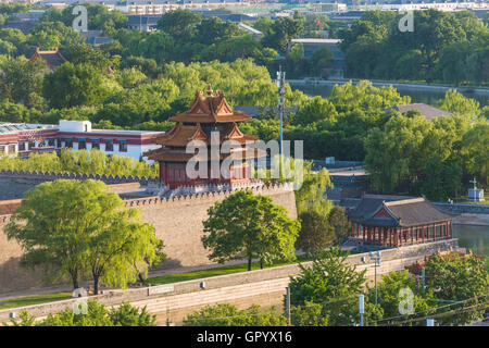 Luftaufnahme der verbotenen Stadt in Peking von oben Jingshan Hügel in der Abenddämmerung, Peking, China Stockfoto