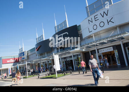 Parkgate shopping Stadion weg Rotherham Stockfoto