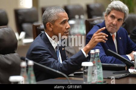 Hangzhou, China. 5. September 2016. US-Präsident Barack Obama Kommentare bei einem bilateralen Treffen mit russischen Präsidenten Vladimir Putin am Rande des G20-Gipfels 5. September 2016 in Hangzhou, China. Bildnachweis: Planetpix/Alamy Live-Nachrichten Stockfoto