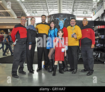 Javits Center, New York. 5. September 2016. Marilyn Bruno mit Nachwuchs im Haus bei Star Trek NY vil Credit: Veronica Bruno/Alamy Live News Stockfoto