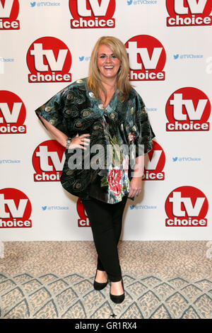 Sally Lindsay Ankunft für den TV Choice Awards 2016 statt im The Dorchester Hotel, Park Lane, London. PRESSEVERBAND Foto. Bild Datum: Montag, 5. September 2016. Vgl. PA Geschichte SHOWBIZ TVChoice. Bildnachweis sollte lauten: Daniel Leal-Olivas/PA Wire Stockfoto