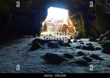 Beängstigend alten verwunschenen Grab. Favignana, Sizilien, Italien. Stockfoto