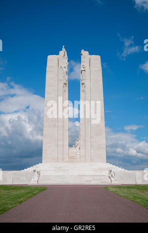 Die Canadian National Vimy Memorial im Norden Frankreichs in den Speicher des Kanadischen Expeditionary Force Mitglieder während WW 1 getötet. Stockfoto