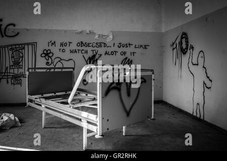 Volterra, Italien - September 2016: Verlassenen psychiatrischen Krankenhaus in Volterra. Es war die Heimat von mehr als 6.000 Geisteskranke aber Stockfoto