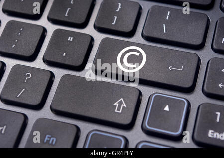 Copyright Konzepte mit Symbol auf Tastatur Stockfoto