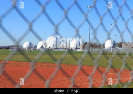 Ehemalige uns Echelon abgehört Gerät, Mietraching, Bad Aibling, Bayern, Deutschland Stockfoto